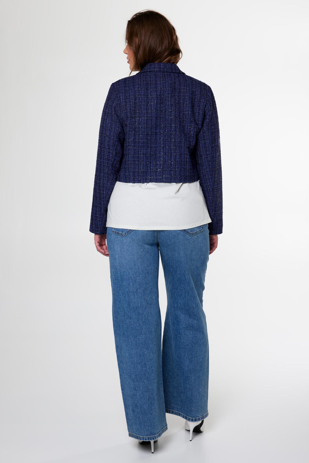 Blazer corto con detalles de purpurina image number 3