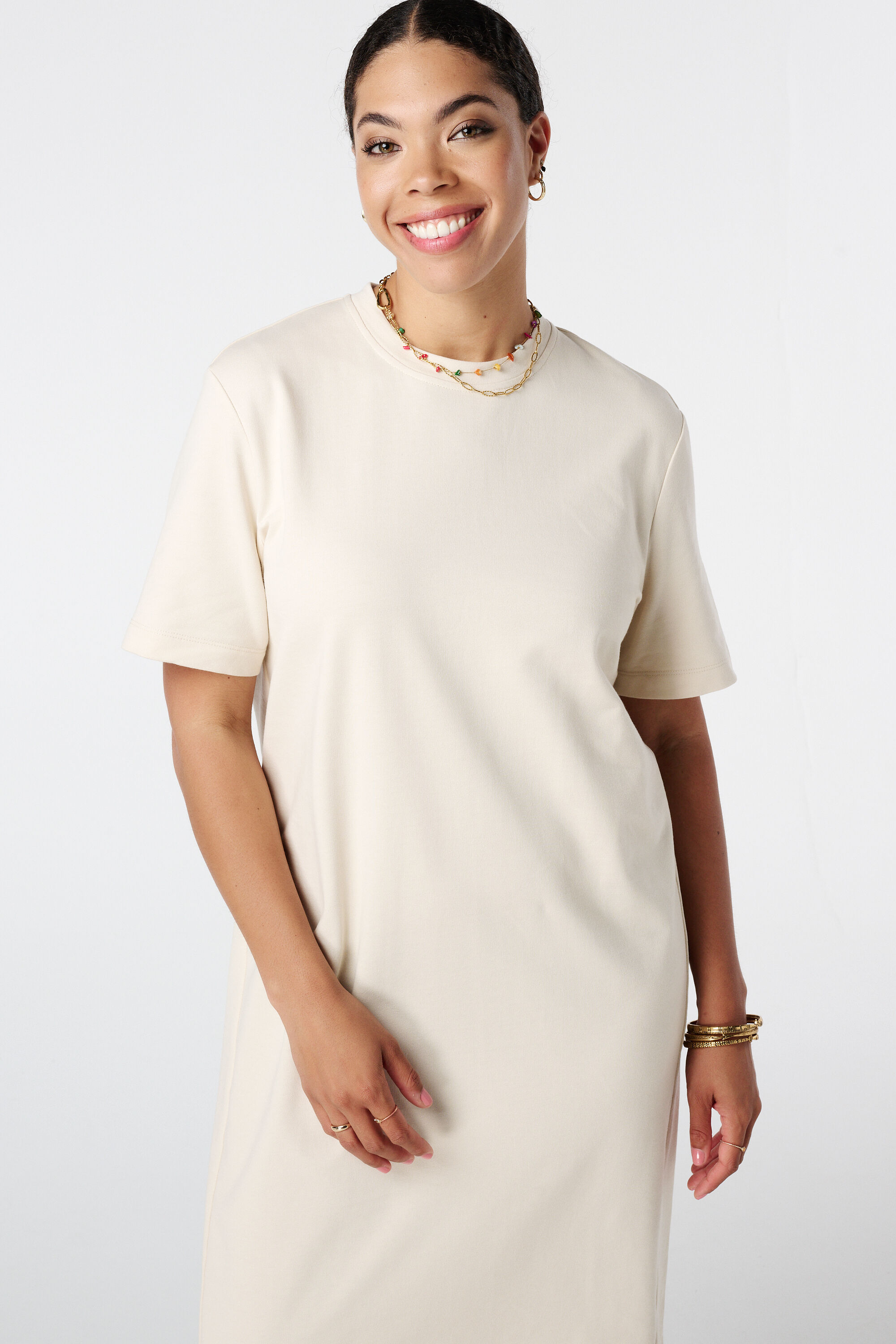 Vestido camiseta midi image number 4