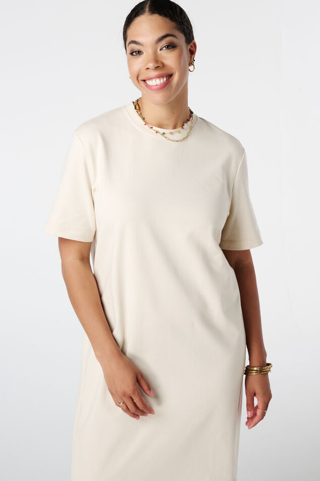 Vestido camiseta midi image number 4