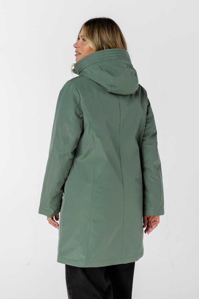 Chaqueta impermeable con capucha image number 3