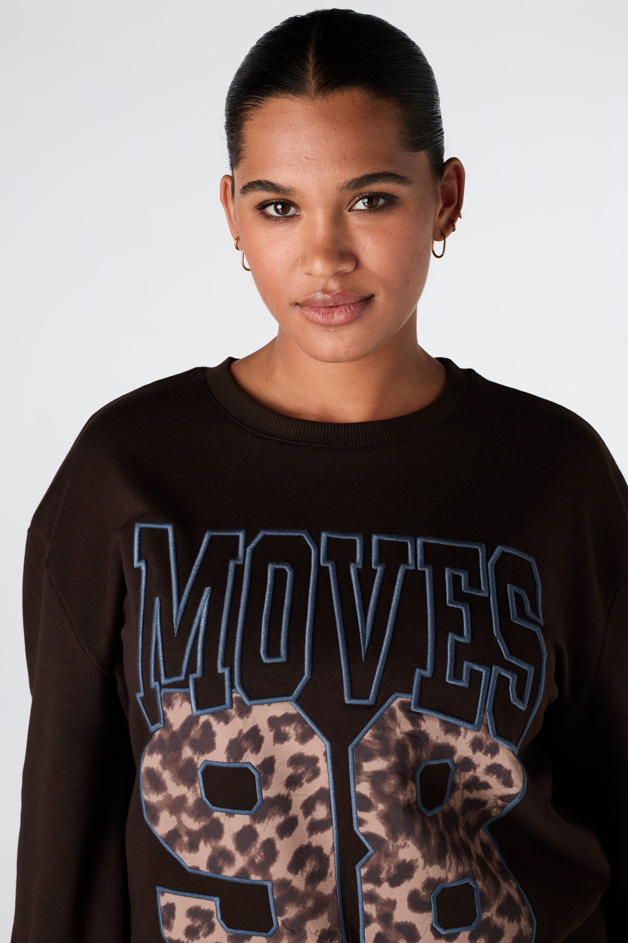 Sudadera con estampado deportivo image number 2