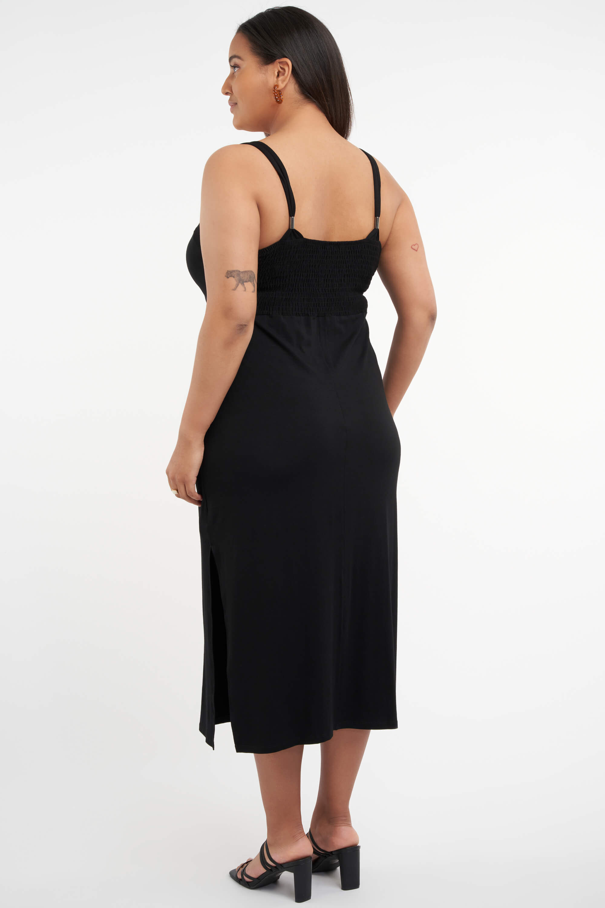 Vestido con frunce image number 3