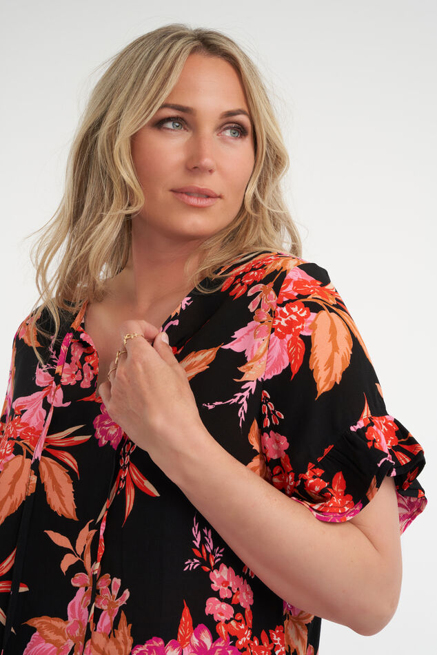 Top con estampado  image number 5