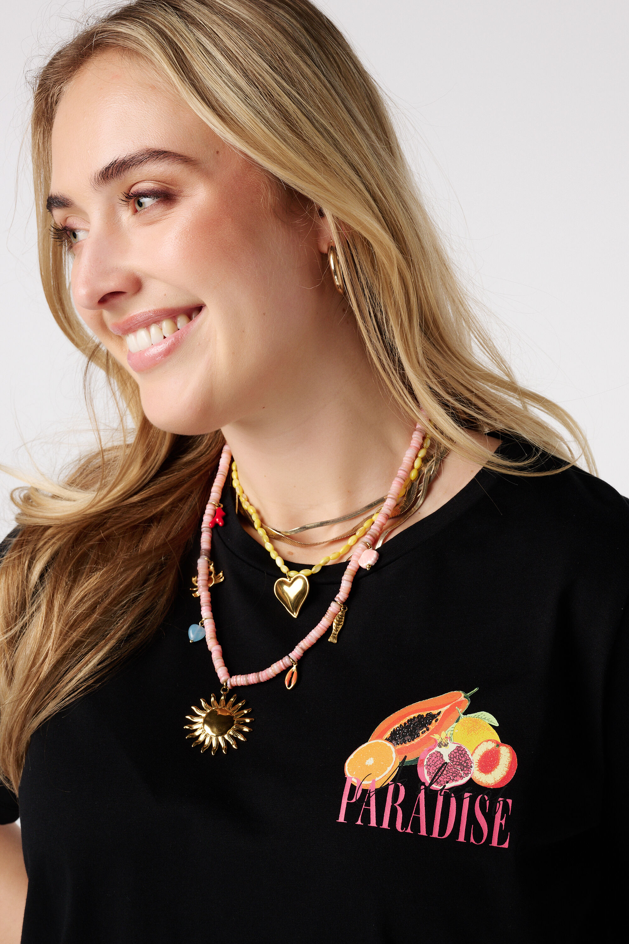 Camiseta con estampado en la espalda image number 4