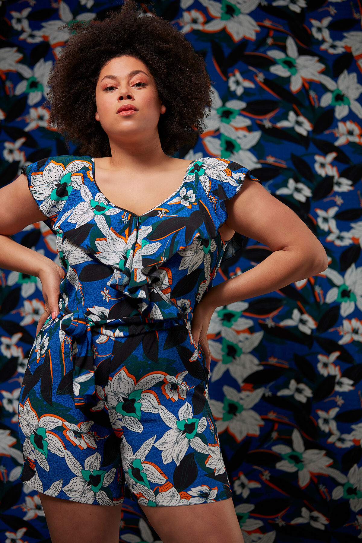 Mono con volantes   image number 4