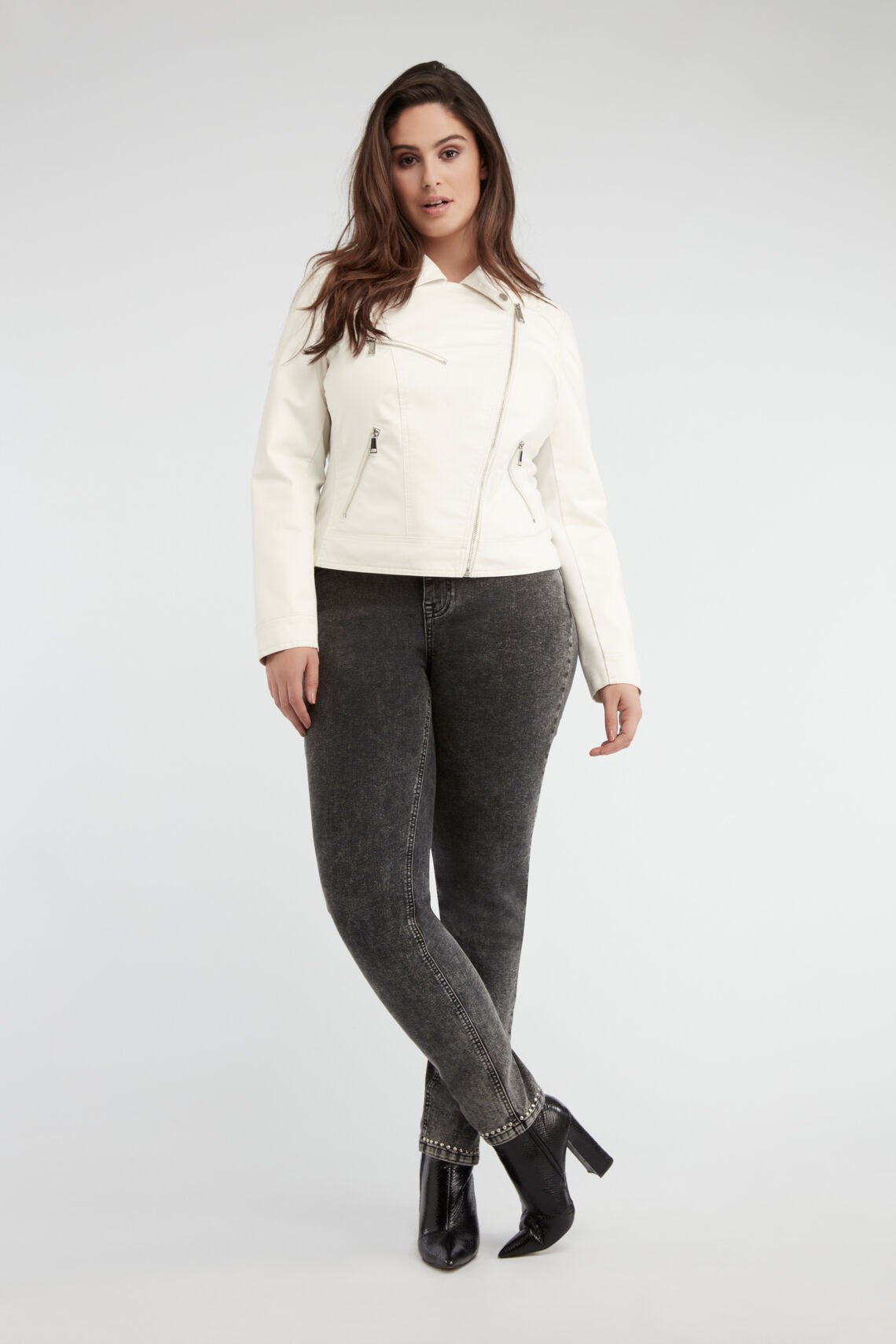 Chaqueta motera de cuero sint&eacute;tico image number 3