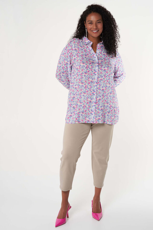 Blusa ligera con estampado image number 5