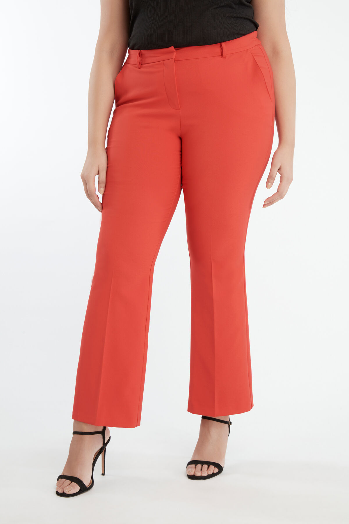 Pantalones anchos         image number 3