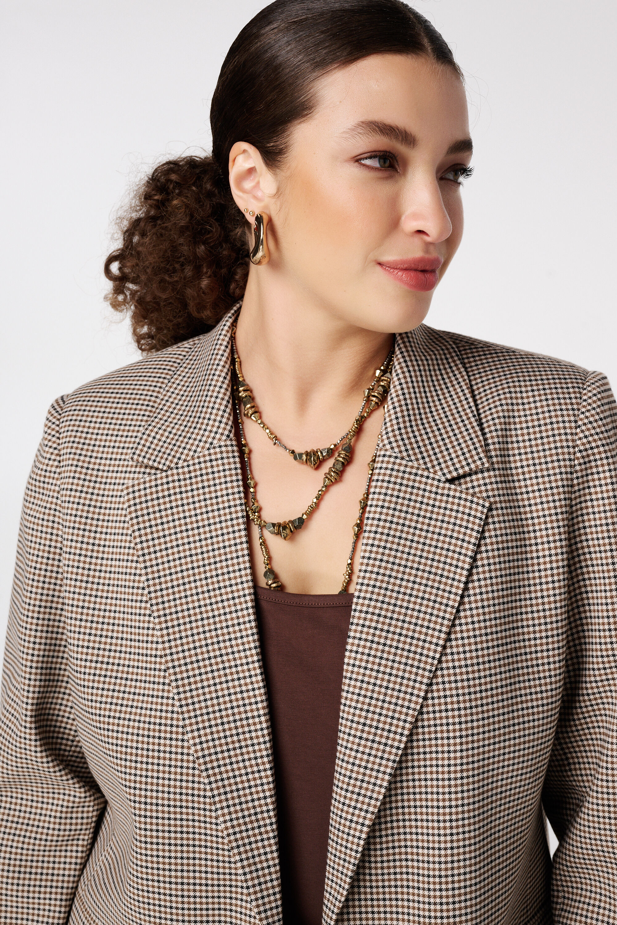 Blazer a cuadros con cierre de botones image number 4