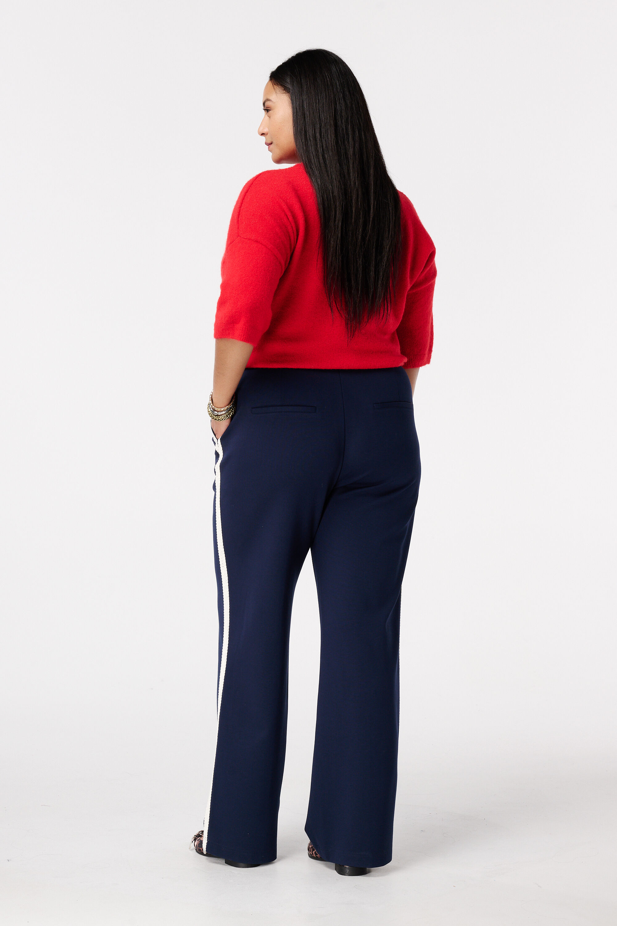 Pantalones con raya lateral image number 3