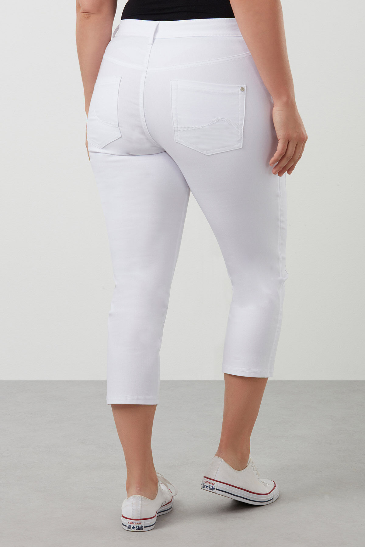 Pantalones pirata con cremalleras image number 3