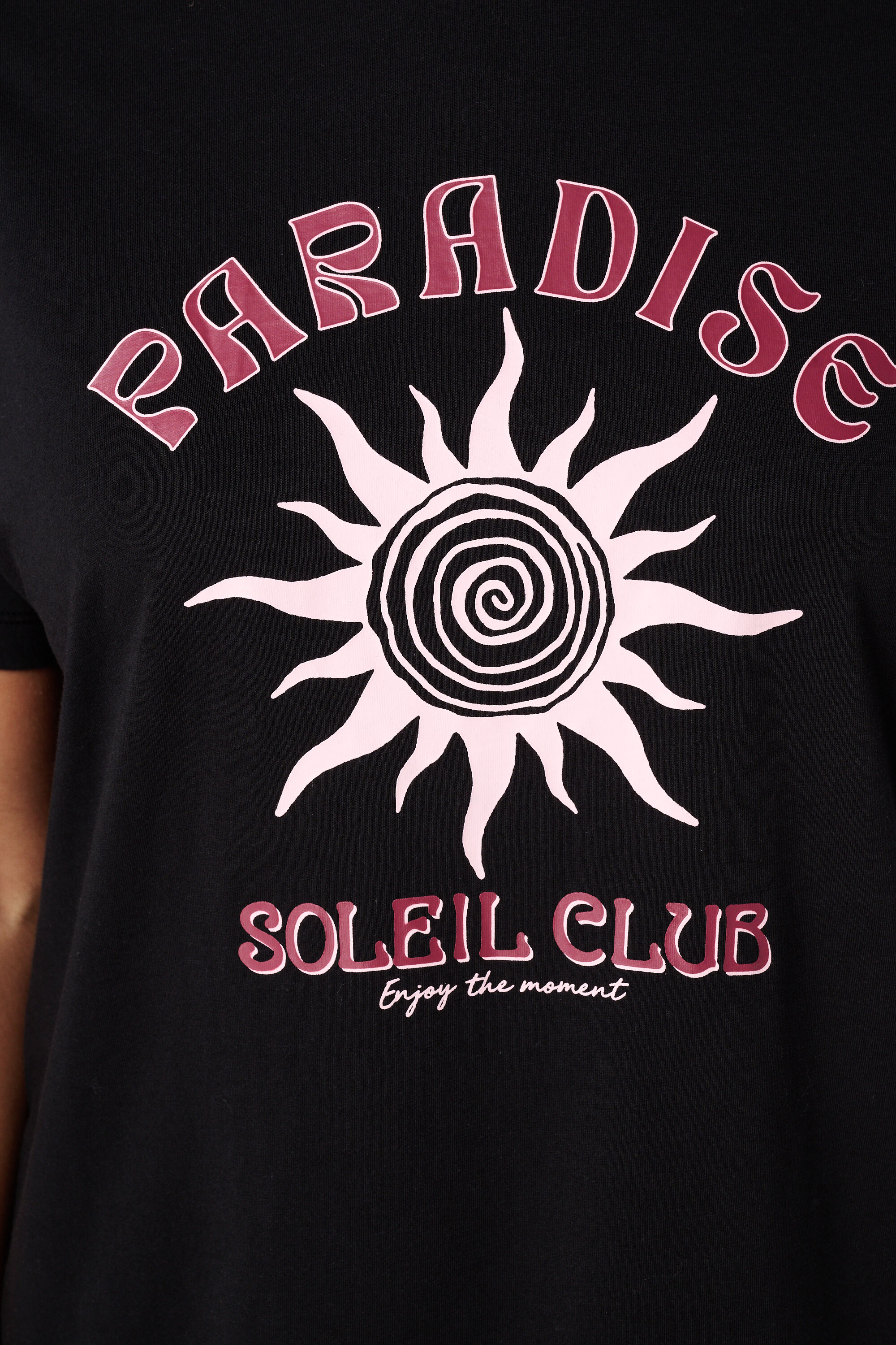 Camiseta con estampado image number 6