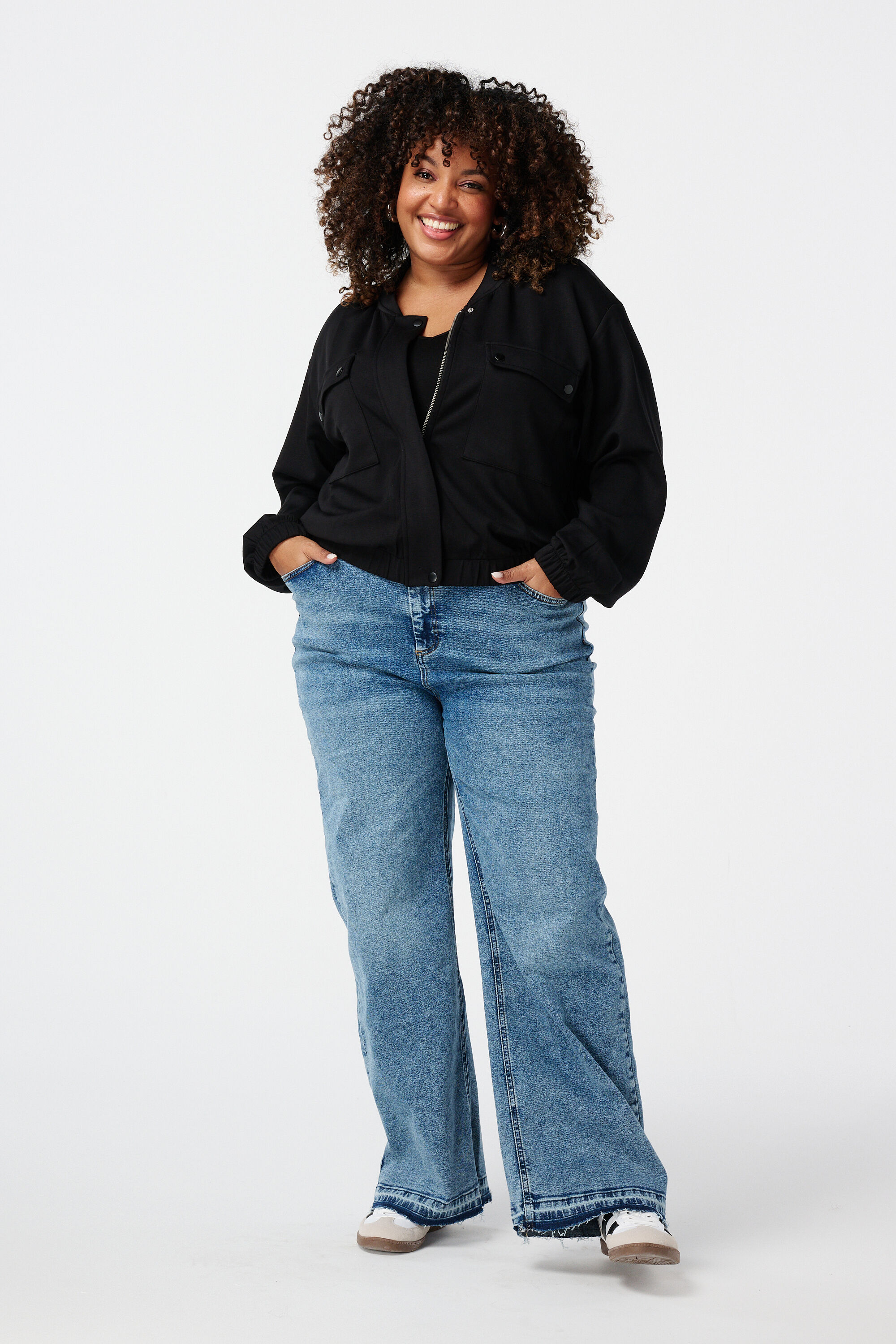 Chaqueta bomber con bolsillos image number 5