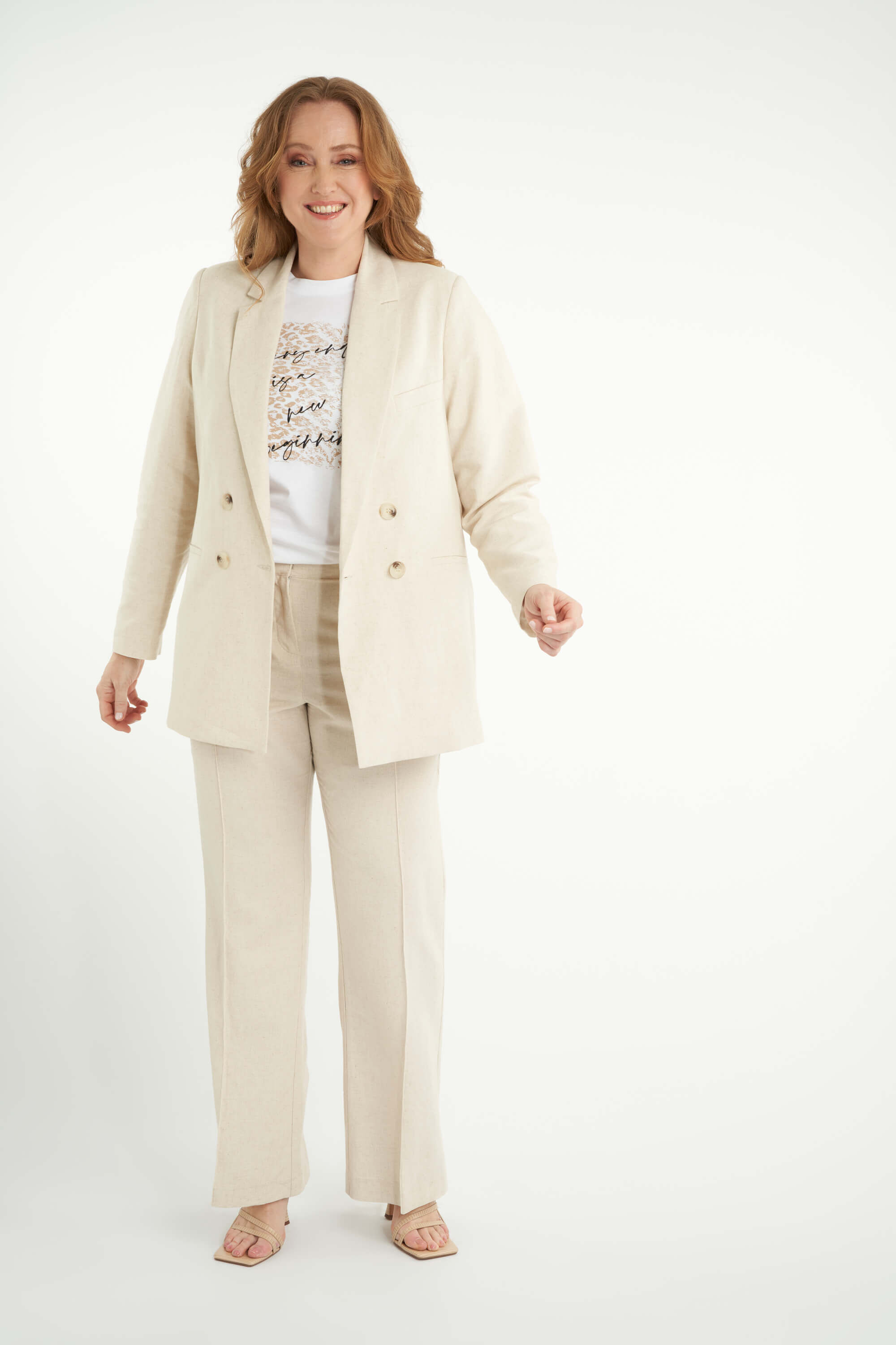 Blazer de lino  image number 6