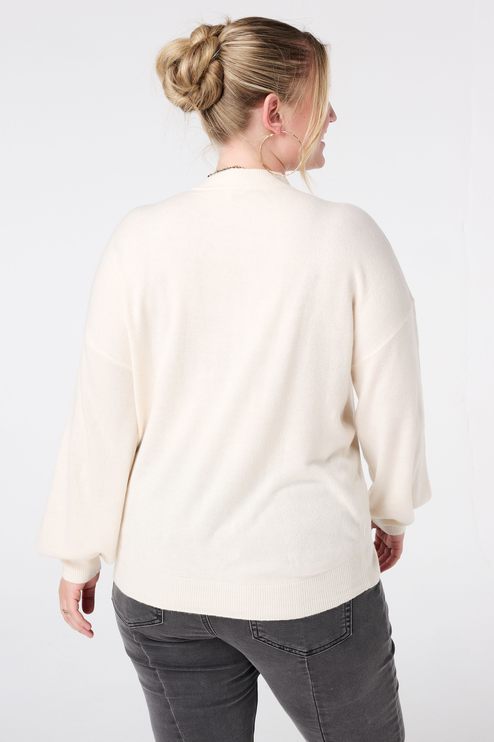 Su&eacute;ter de punto fino con mangas abullonadas image number 3