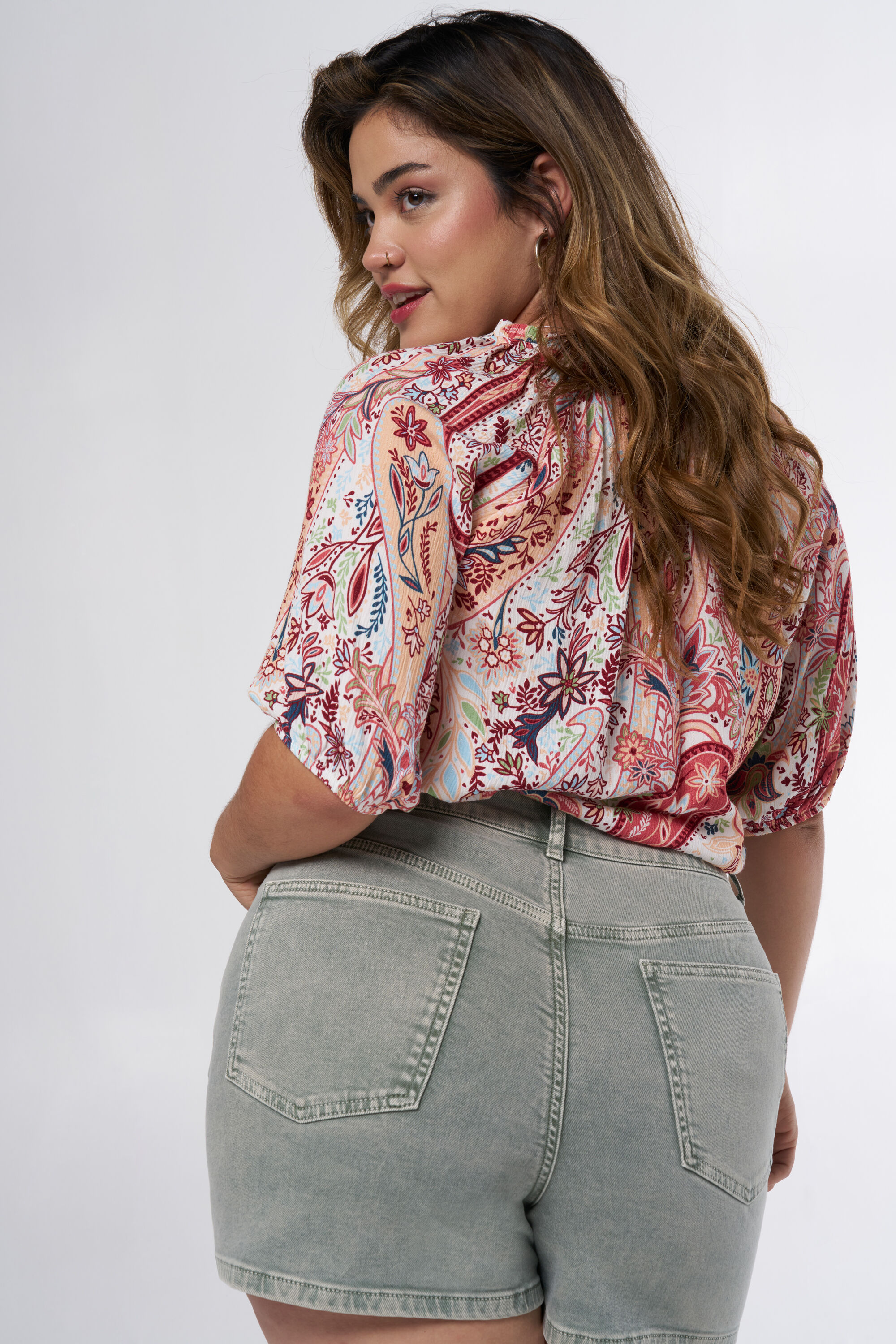 Short denim image number 4