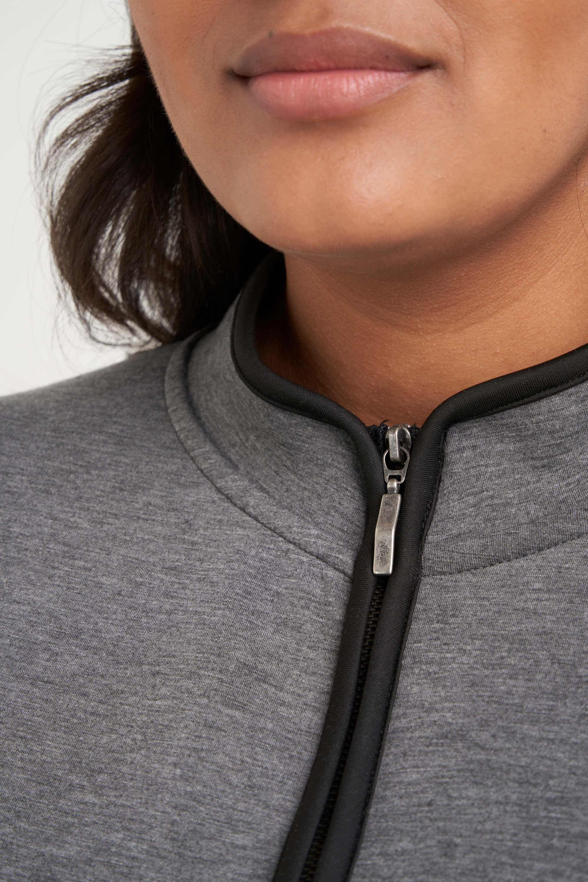 Top con cremallera  image number 5