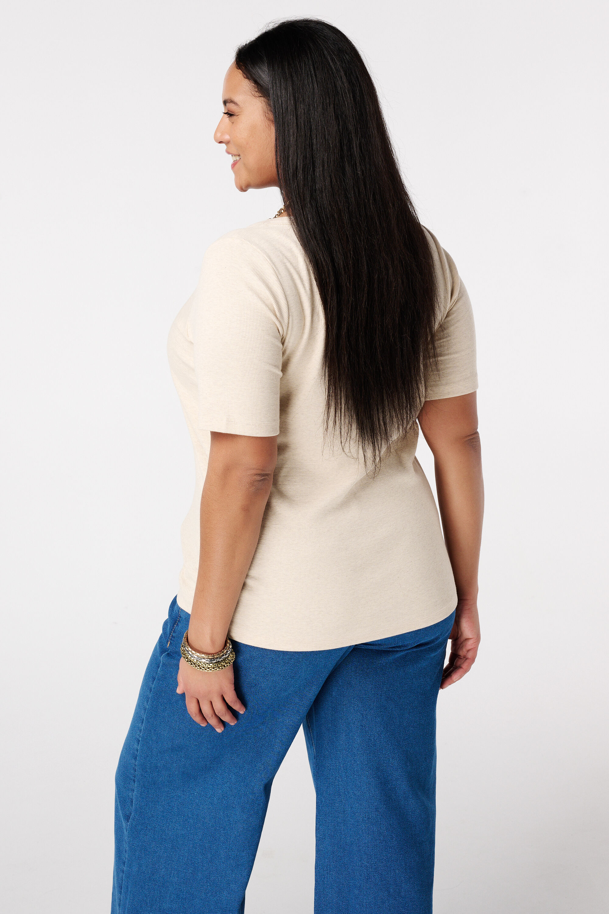 Top de canal&eacute; con escote en V image number 3