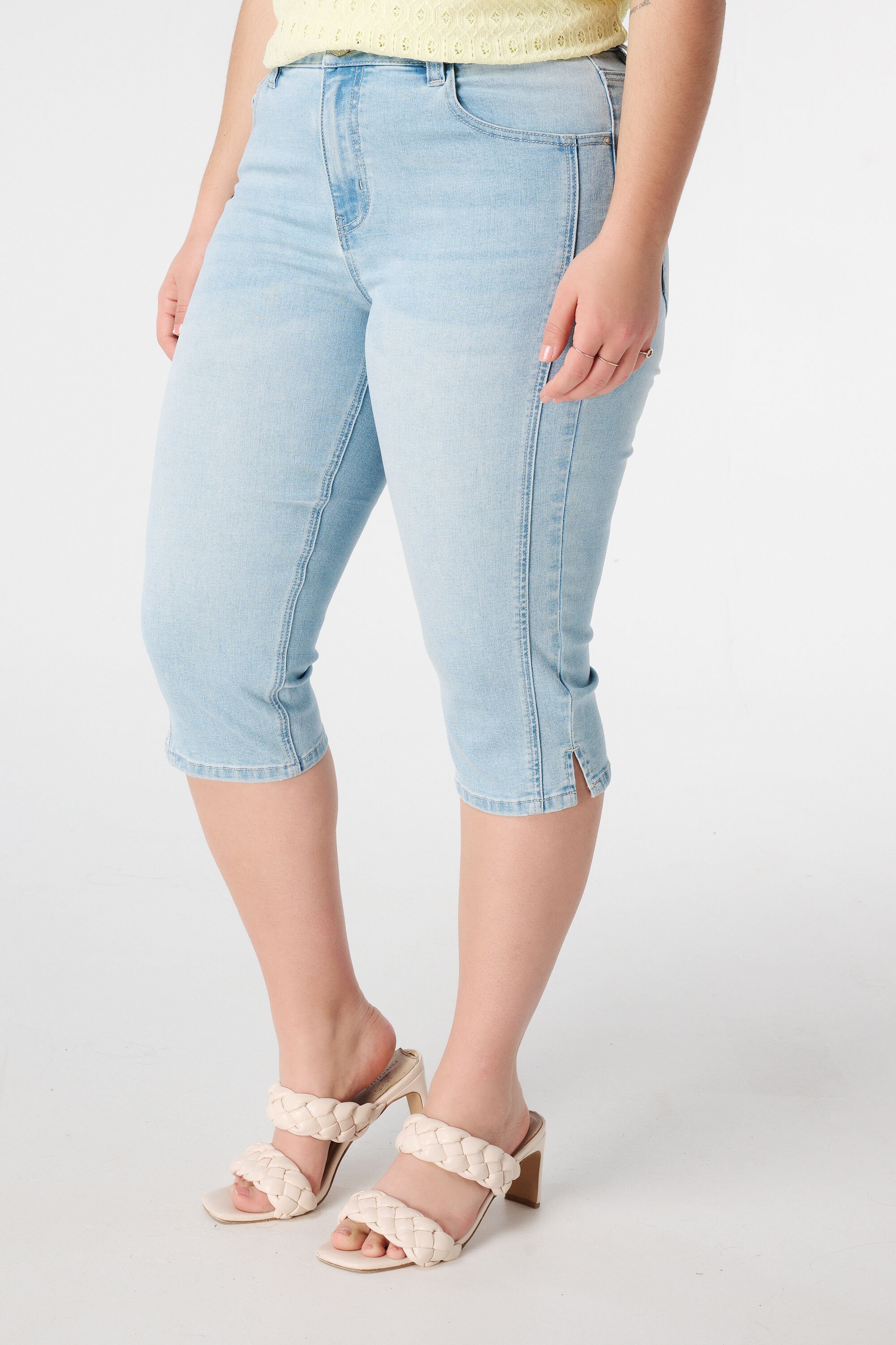 Capris denim image number 5