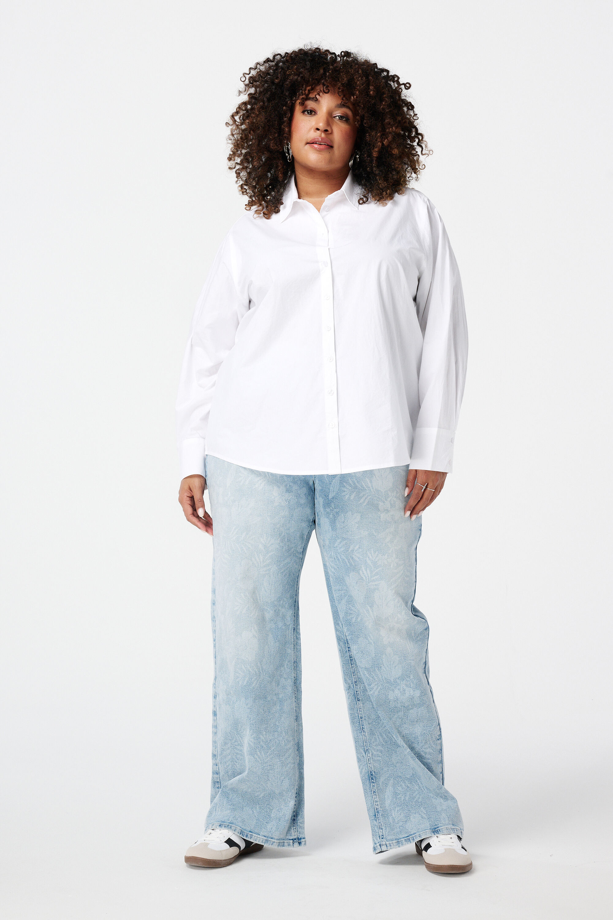 Blusa camisa de corte holgado image number 5