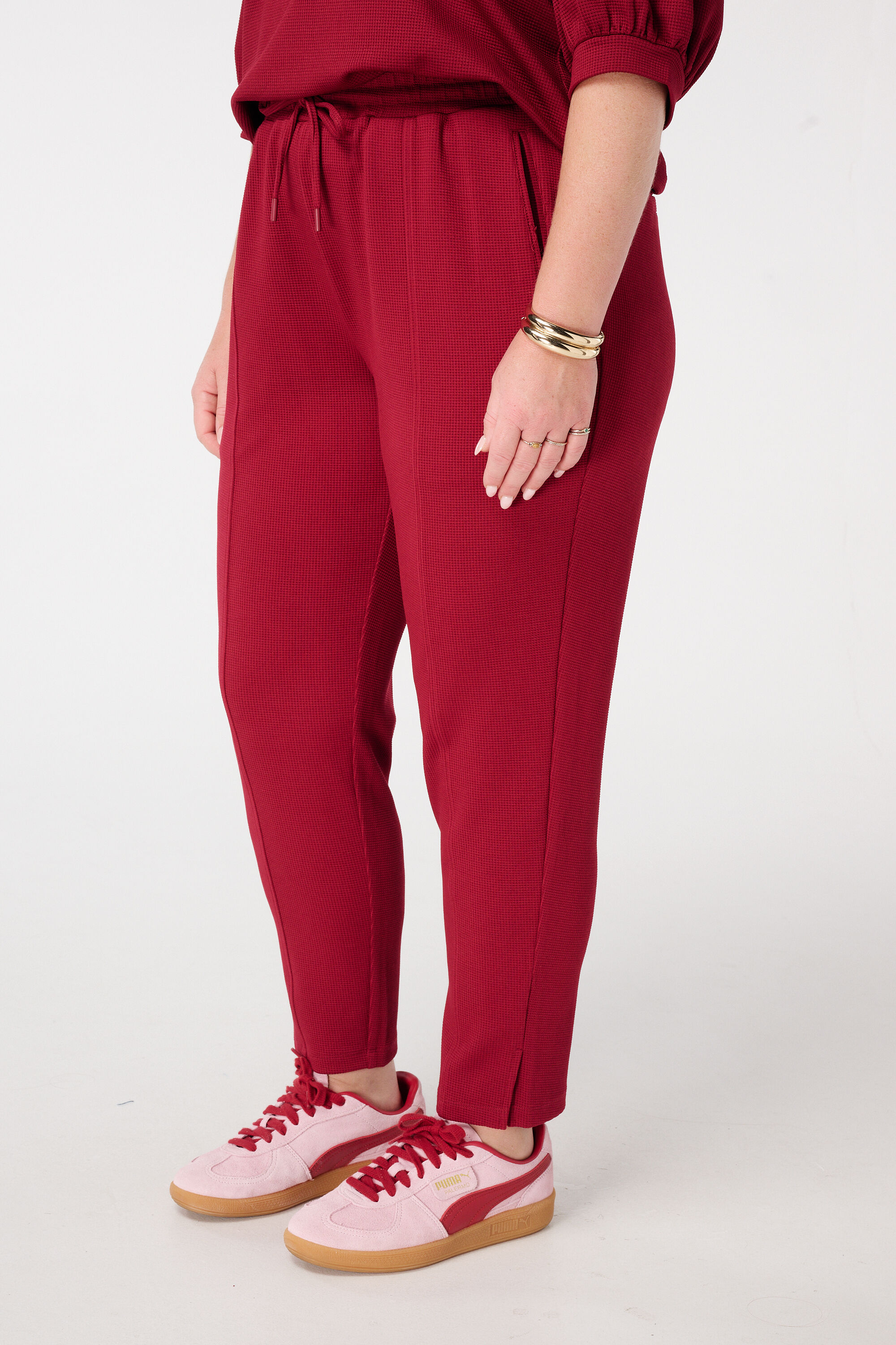 Pantalones con un pespunte decorativo  image number 5