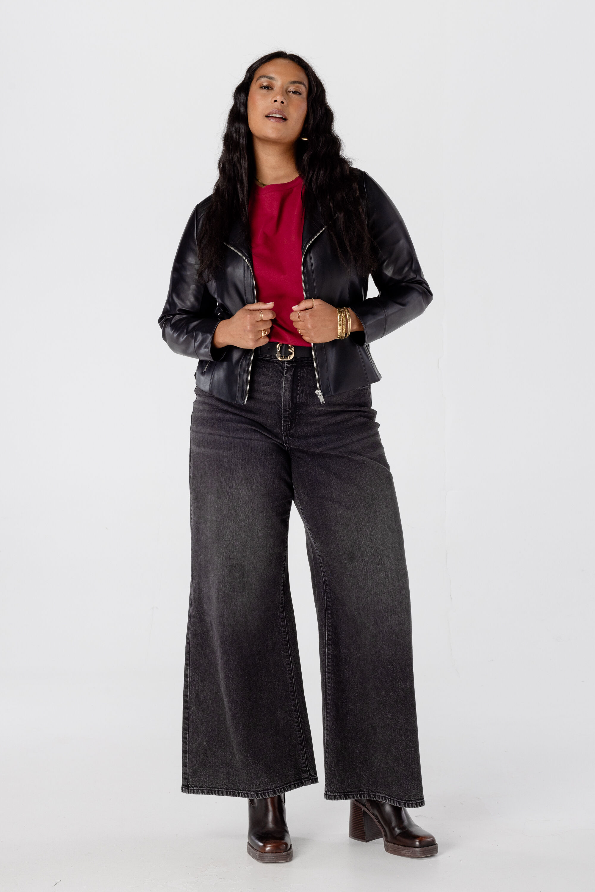 Cazadora biker de cuero sint&eacute;tico image number 5