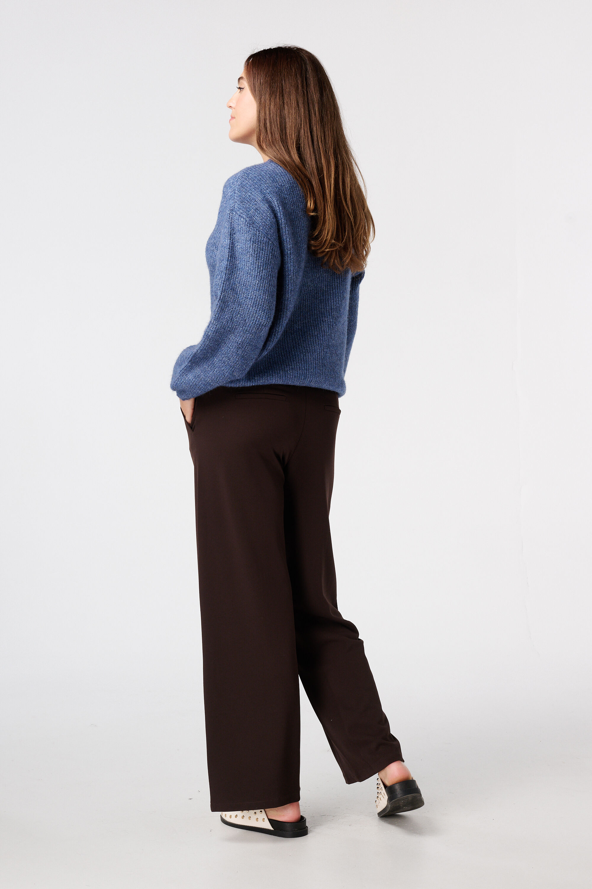 Pantalones con hebilla image number 3