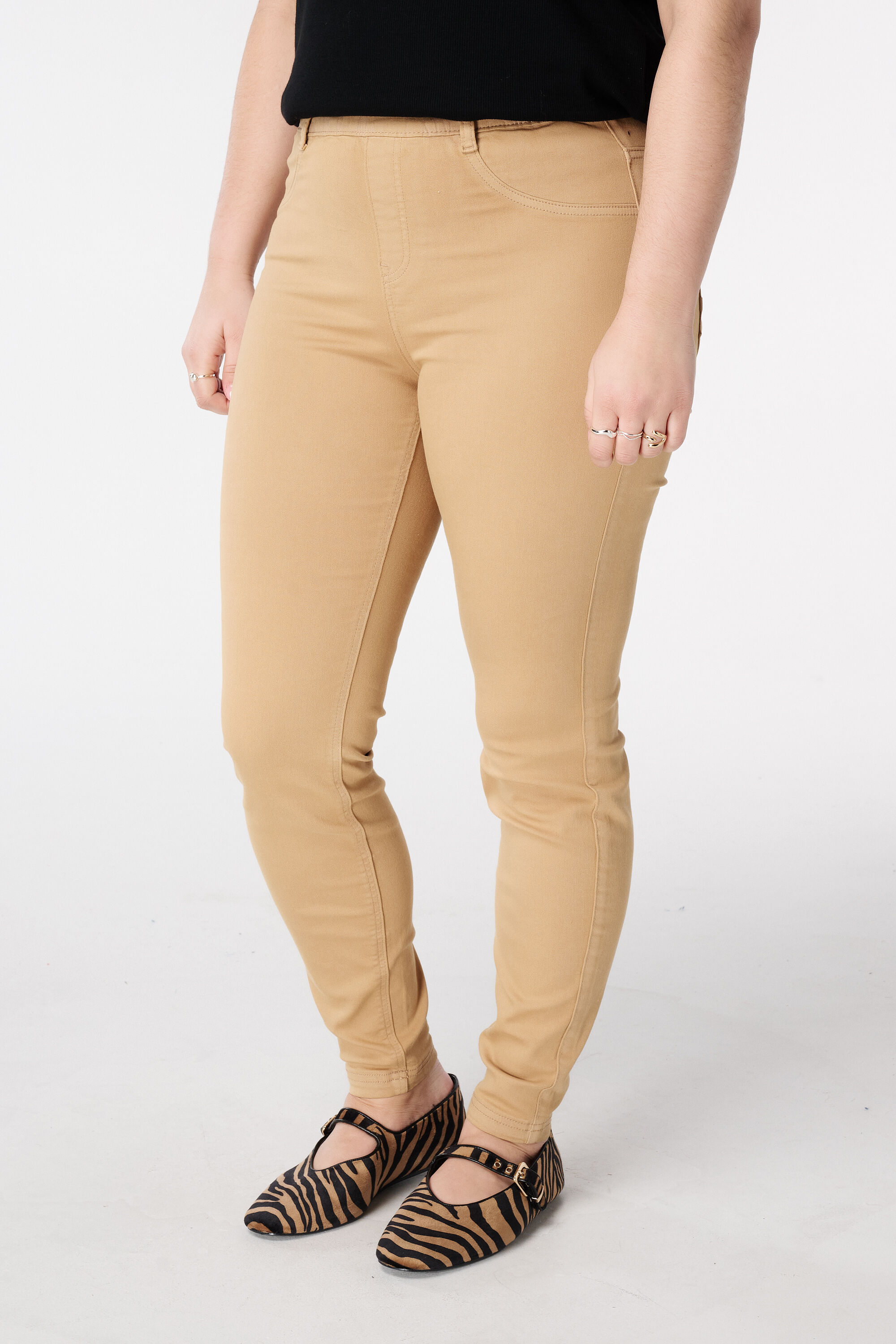 Tregging con aspecto de vaqueros image number 5