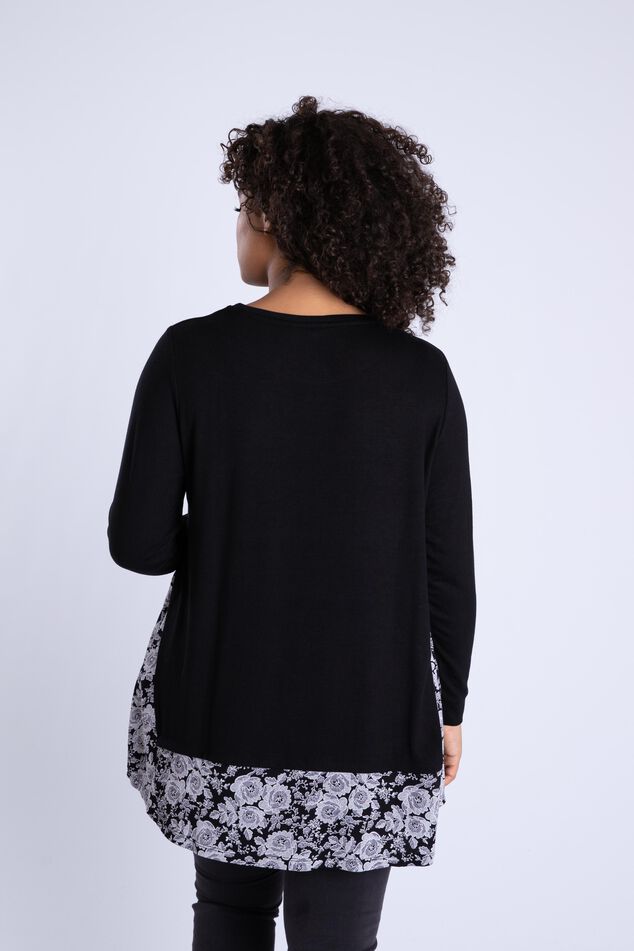 Top con estampado image number 3