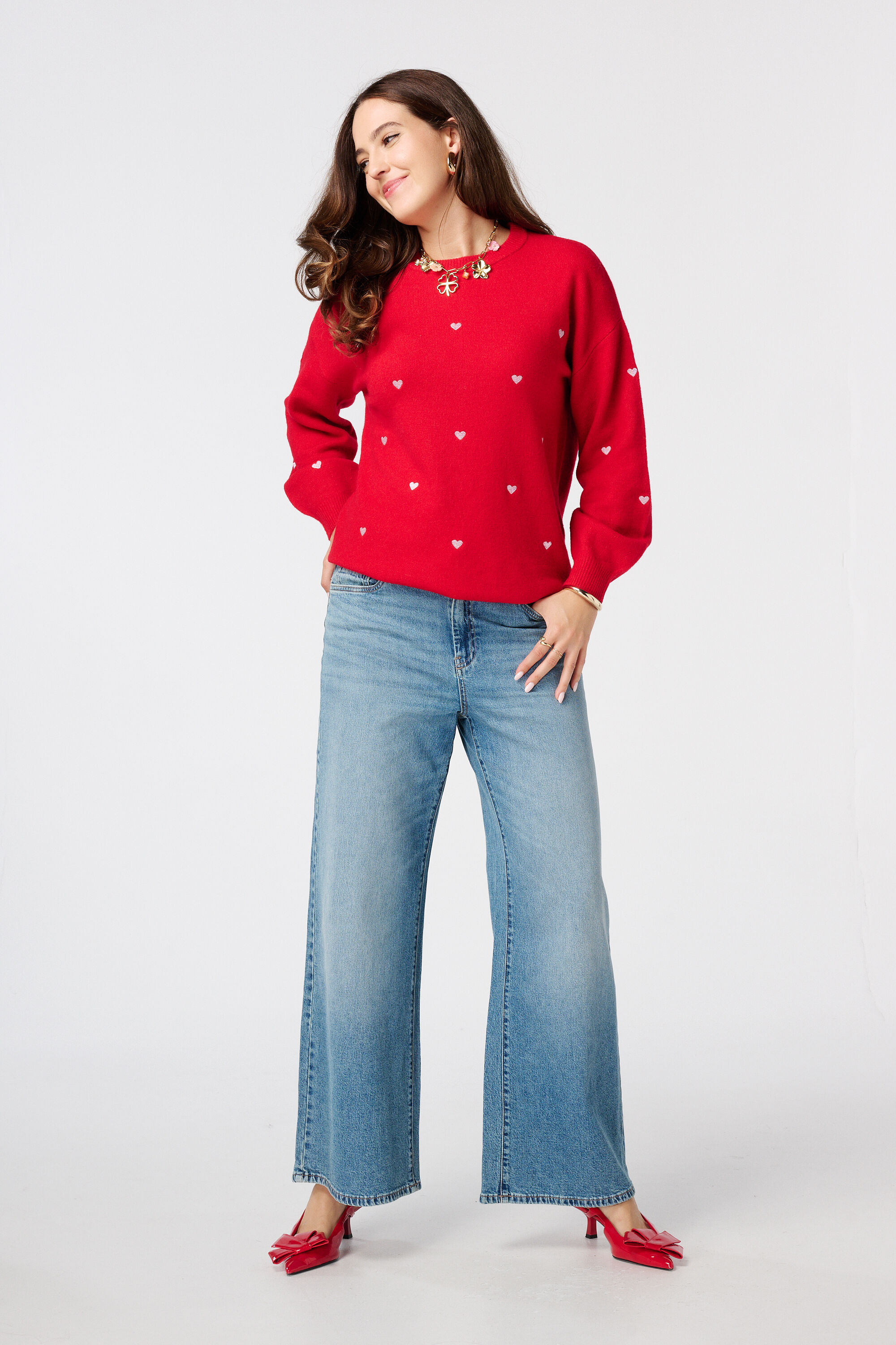 Jersey de punto fino con corazones bordados image number 5