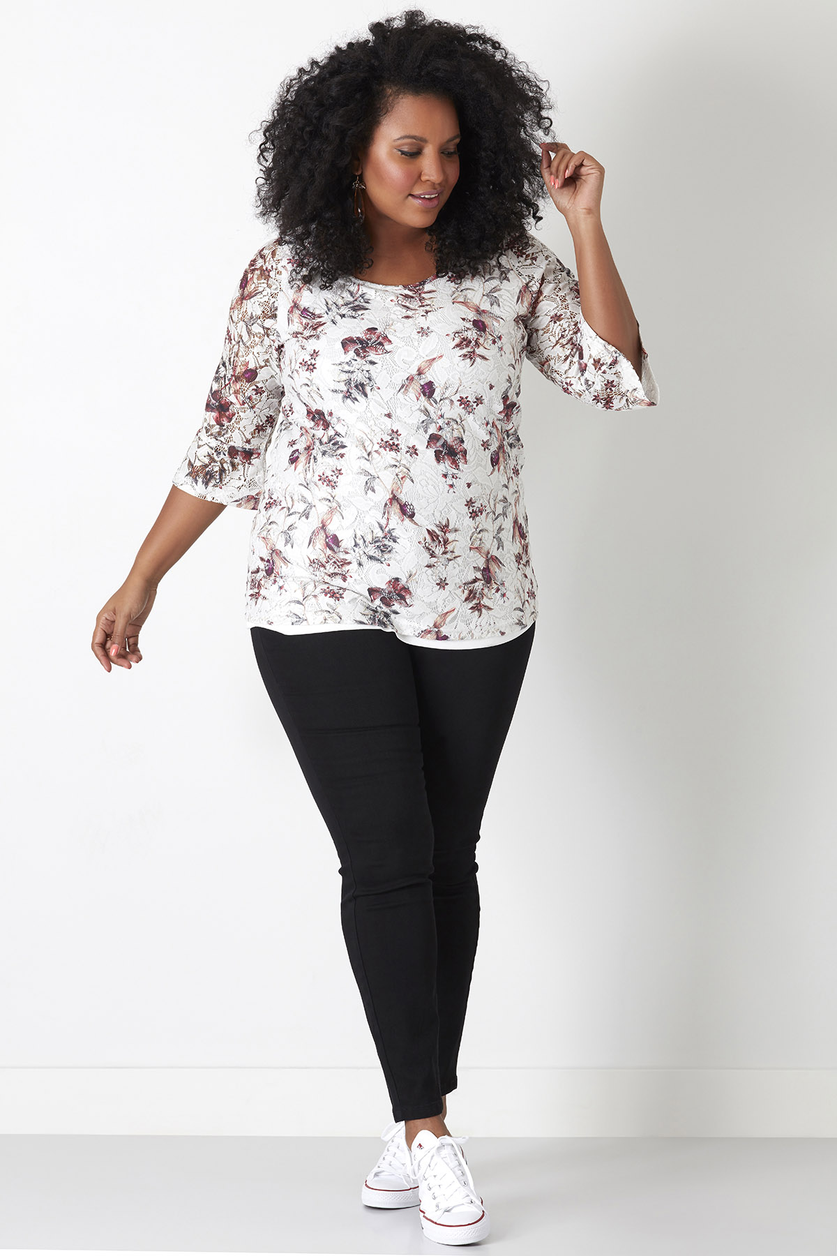 Mujeres Top tipo trompeta con estampado de flores en MS Mode® Mujeres Top tipo trompeta con estampado de flores en MS Mode®