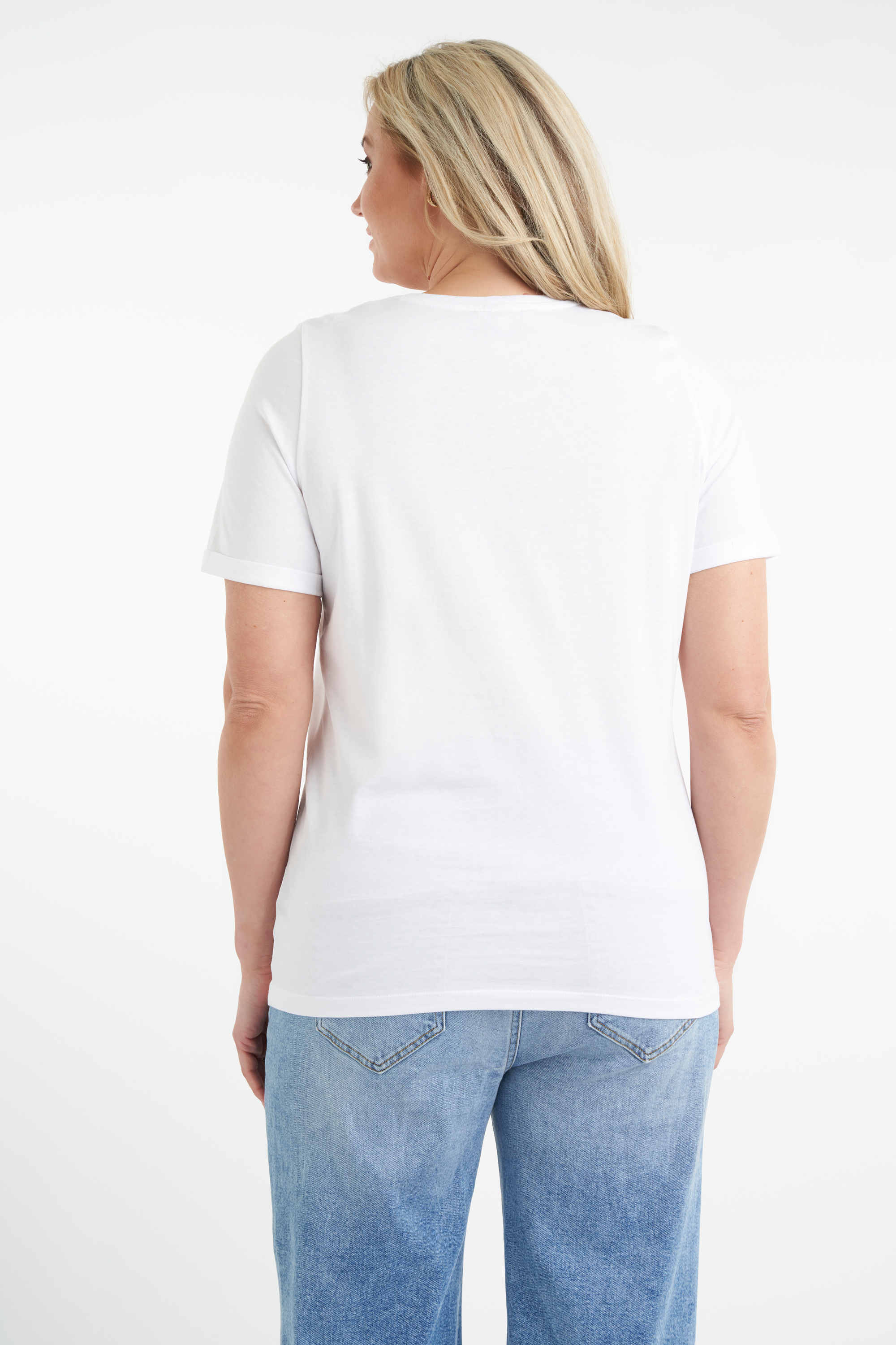 Camiseta con diseño impreso image number null