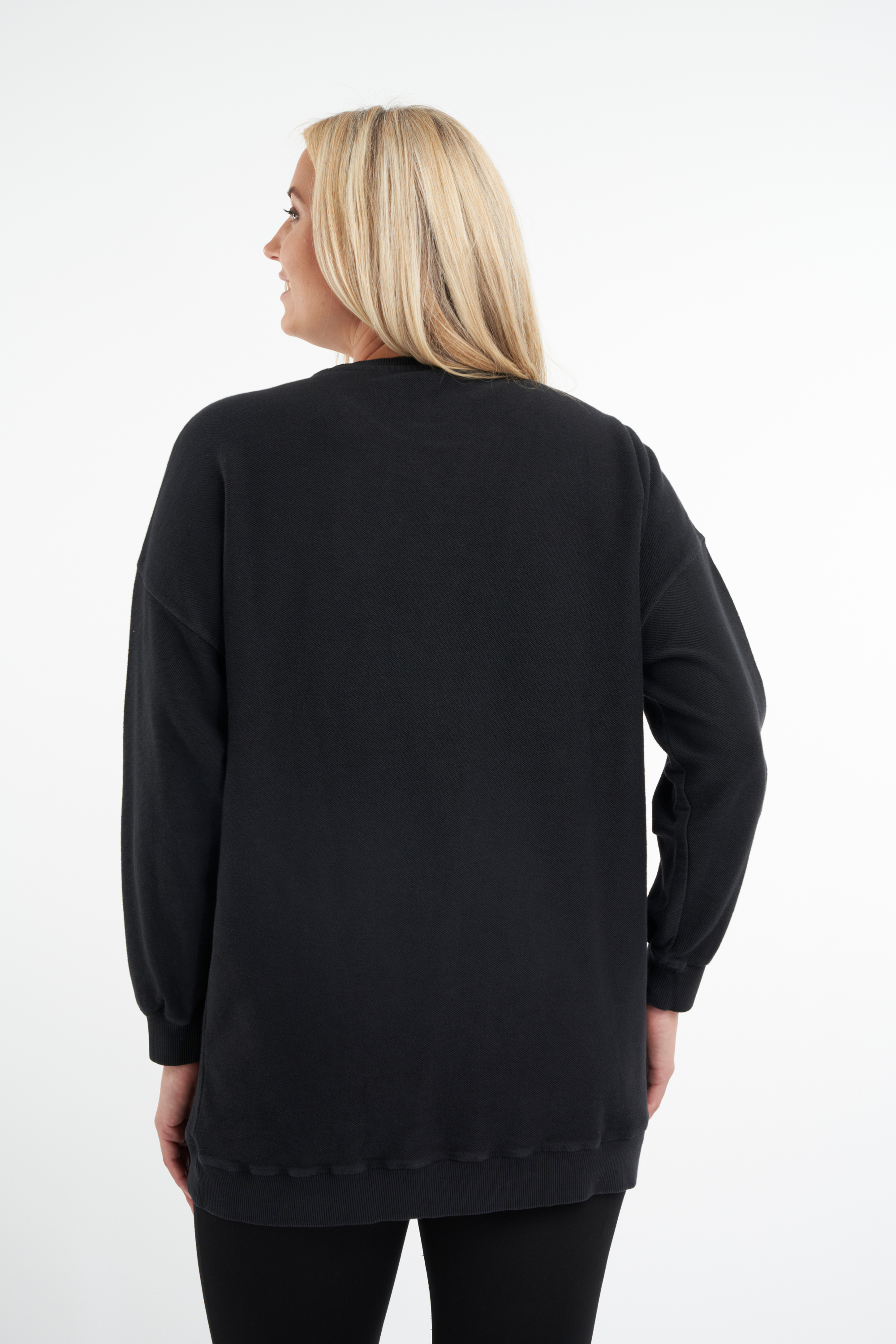 Suéter con diseño impreso image number 3